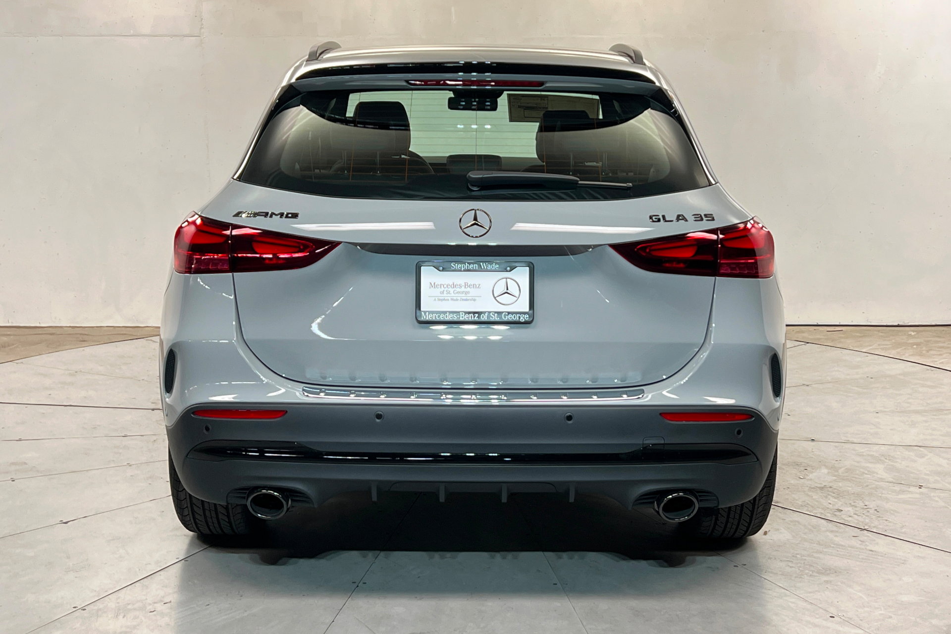 New 2026 Mercedes-Benz GLA 35 AMG 4MATIC image 4