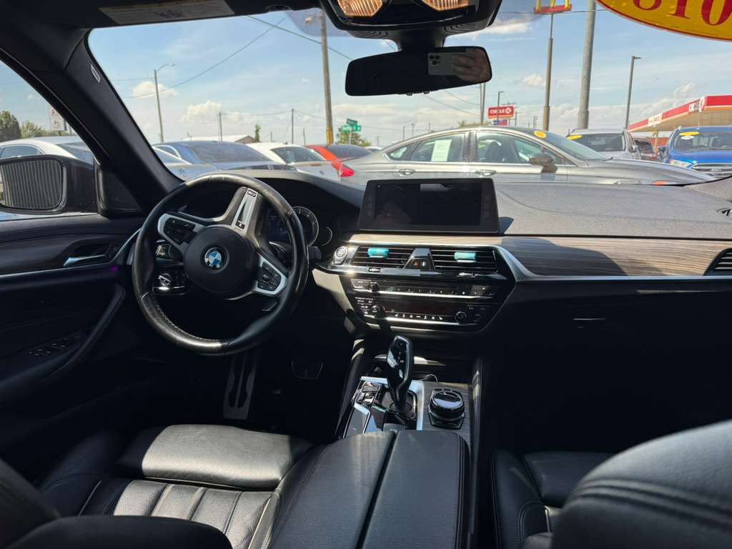 Used 2018 BMW 540i xDrive AWD/4WD image 19