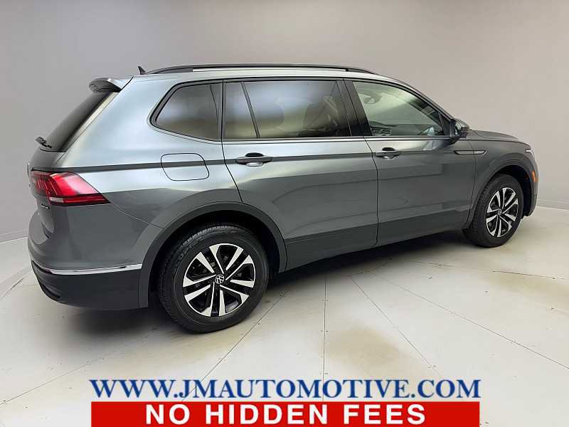 Used 2022 Volkswagen Tiguan S image 5