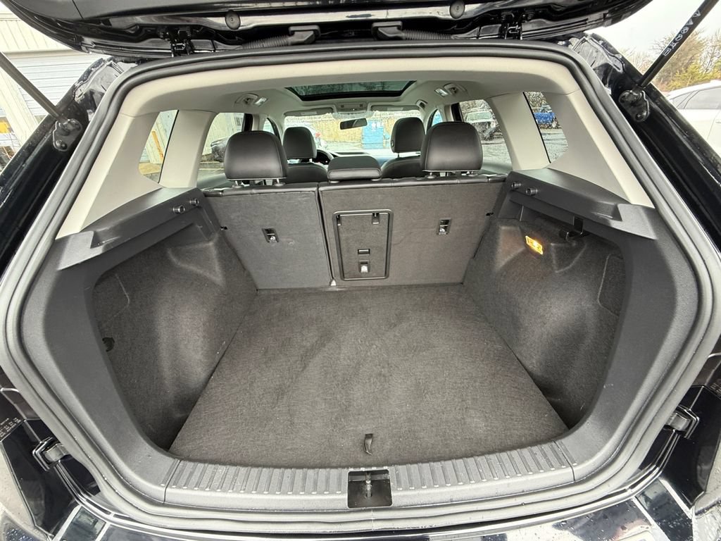 Used 2022 Volkswagen Taos SE AWD/4WD image 25