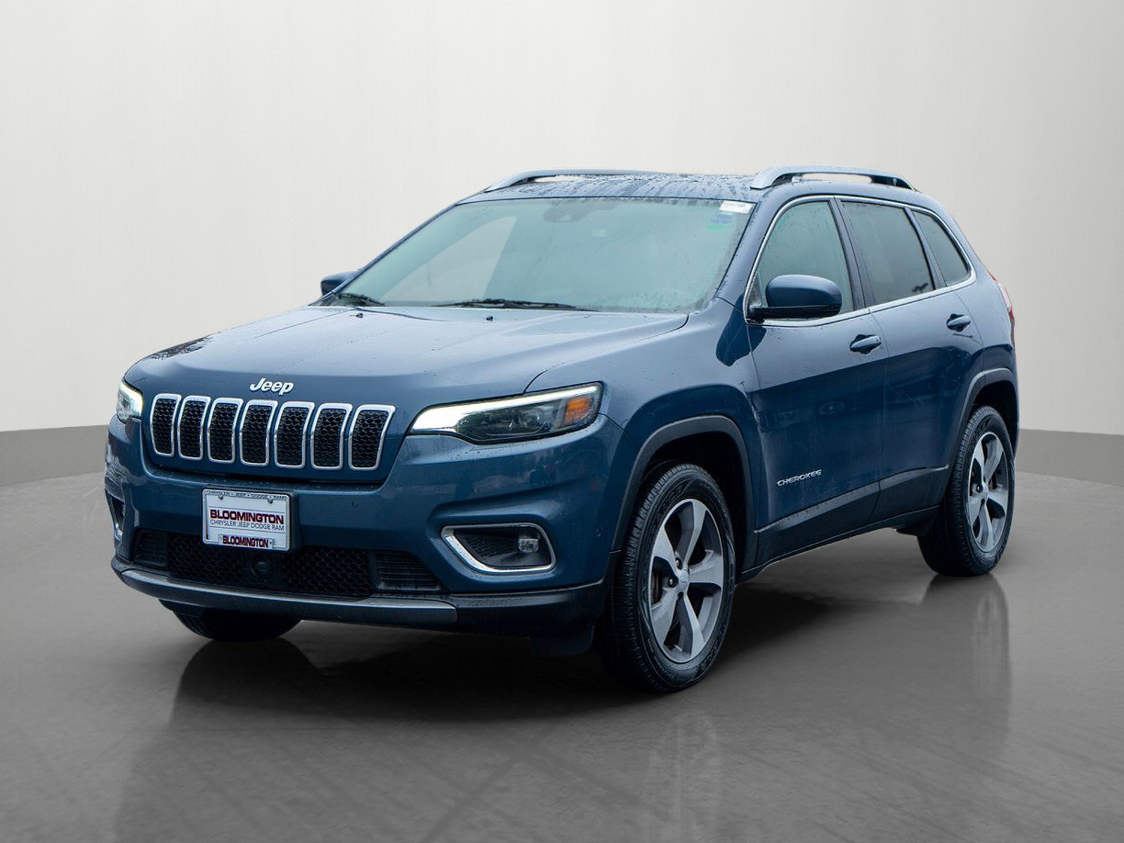 Used 2021 Jeep Cherokee Limited image 3