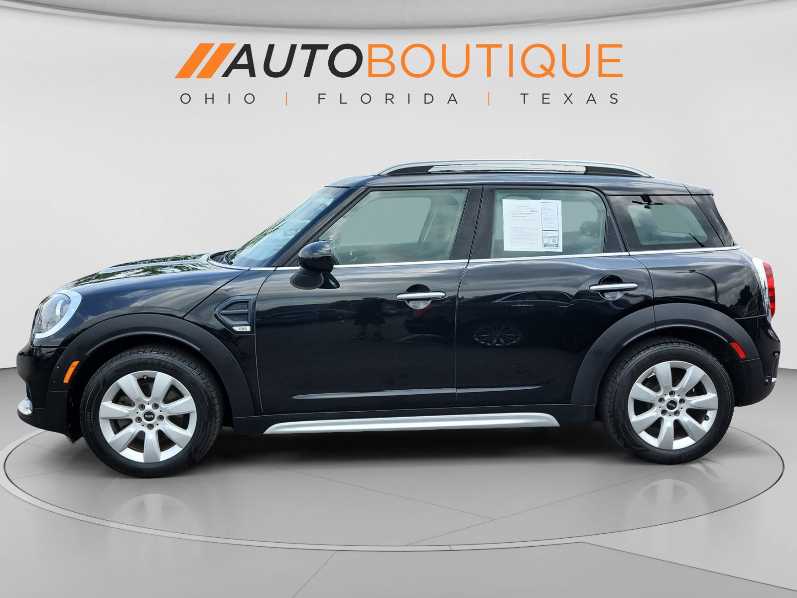 Used 2019 MINI Cooper Countryman FWD image 2
