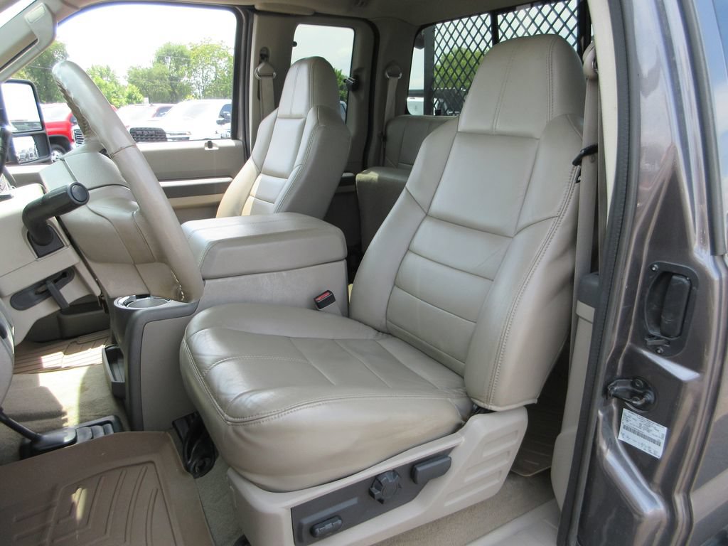 Used 2008 Ford F550 4x4 Super Cab Super Duty image 16