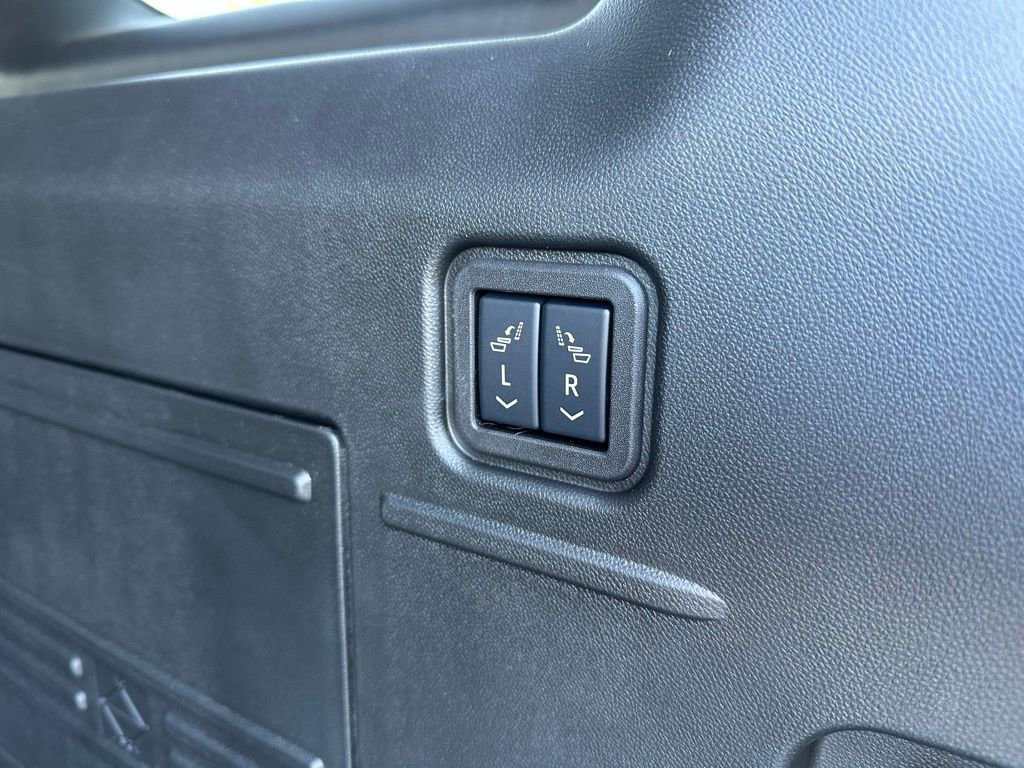 New 2025 GMC Hummer EV 2X w/ Extreme Off-Road Package image 33