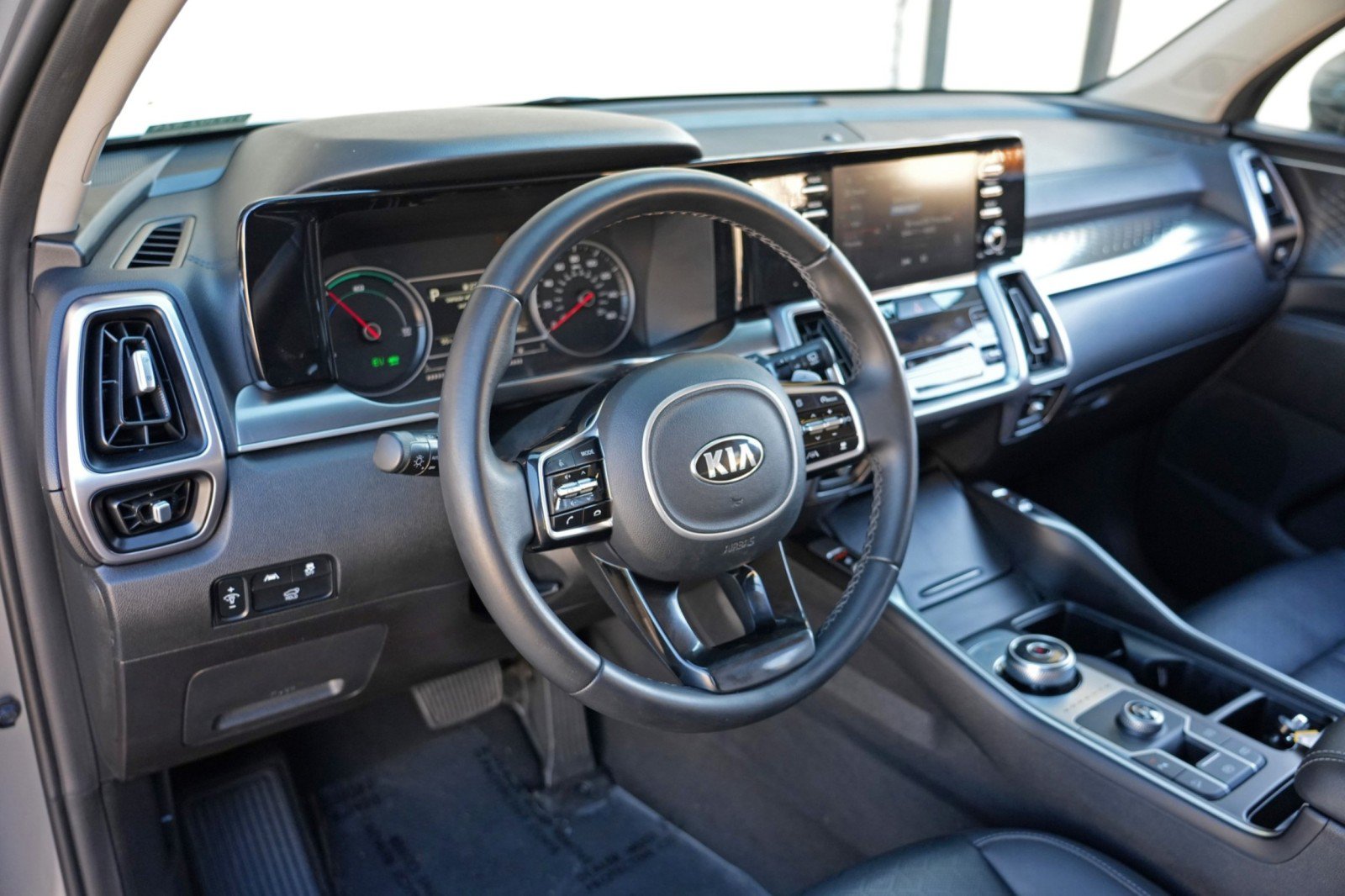 Used 2021 Kia Sorento EX FWD image 13