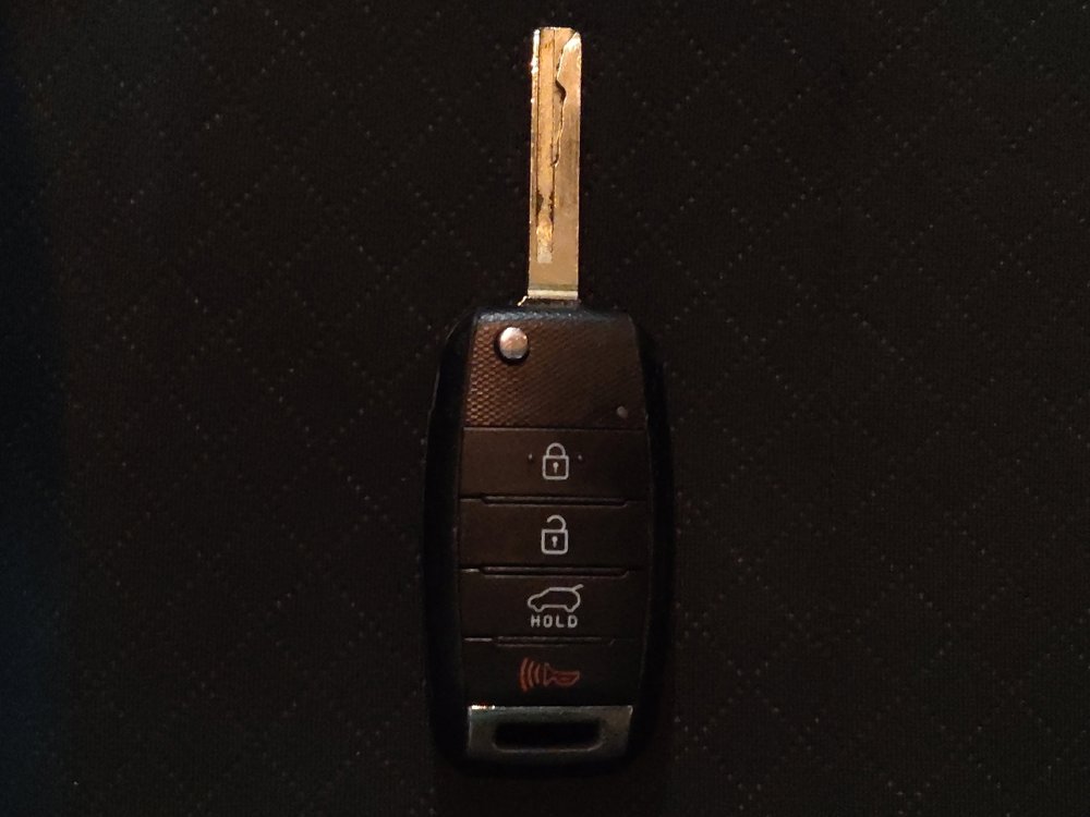 Used 2020 Kia Sorento LX FWD image 32