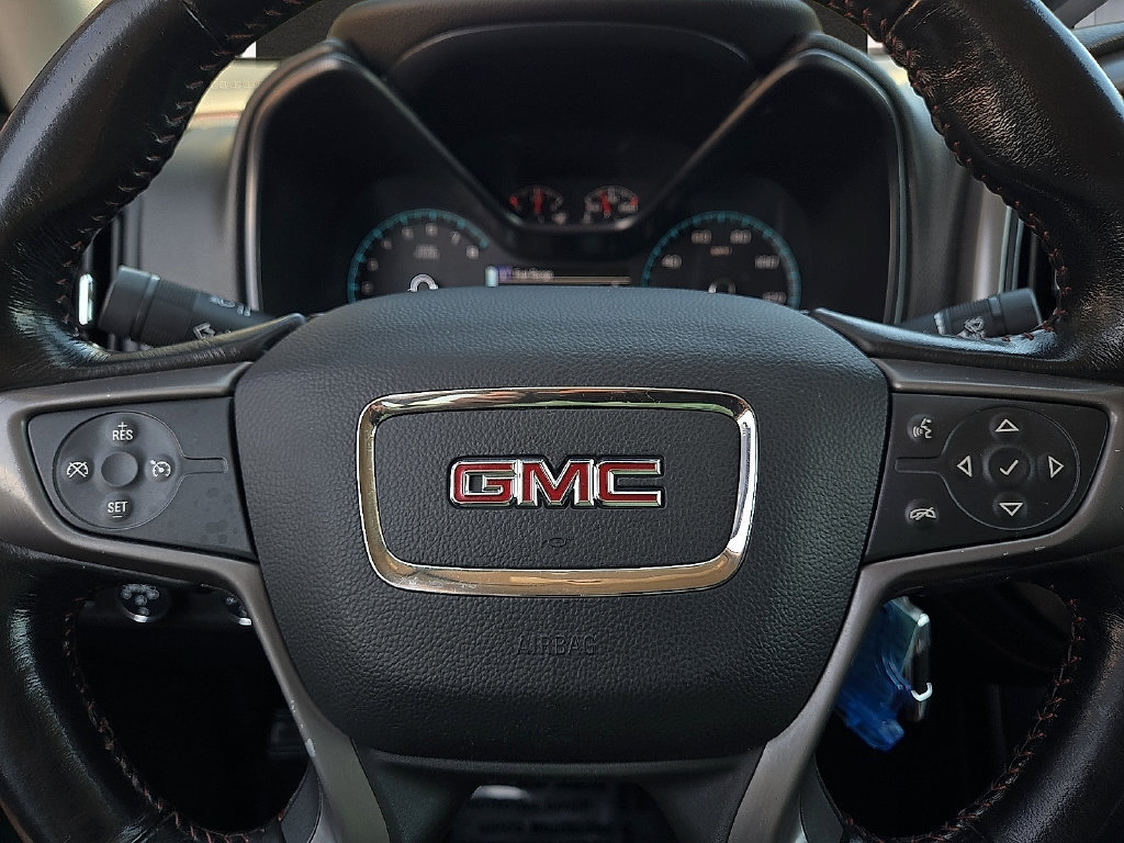 Used 2017 GMC Canyon SLE w/ All Terrain Package AWD/4WD image 19