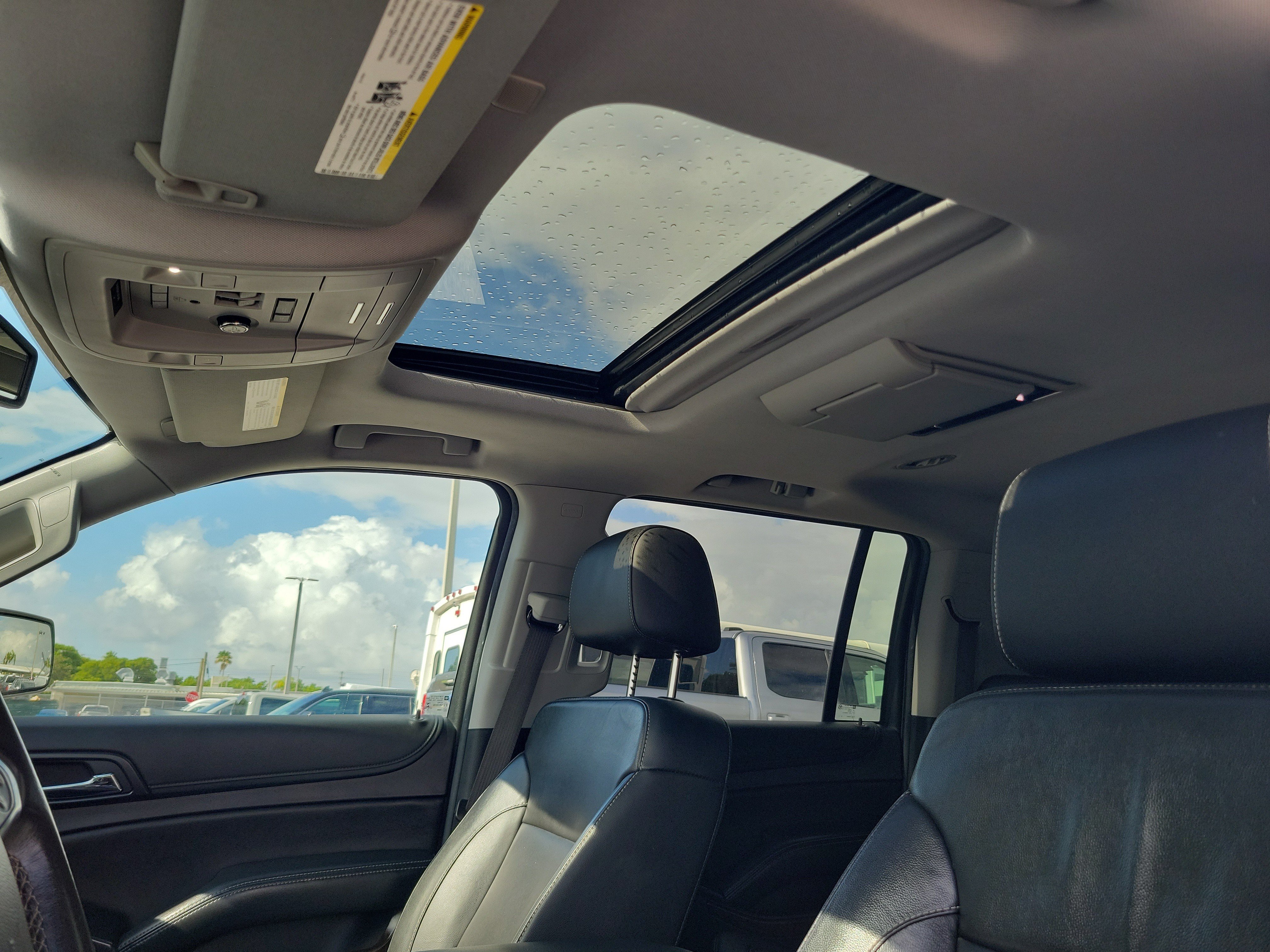 Used 2020 Chevrolet Suburban LT AWD/4WD image 11