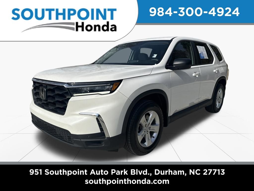 Used 2023 Honda Pilot LX image 3