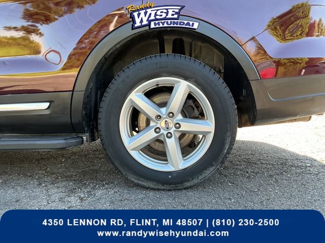 Used 2019 Ford Explorer XLT w/ Equipment Group 202A FWD image 25