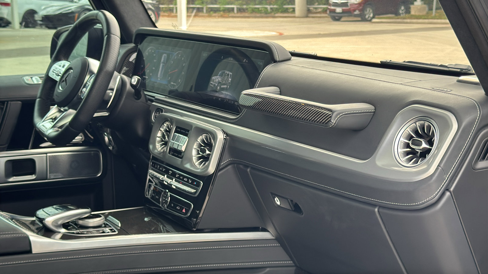 Used 2024 Mercedes-Benz G 63 AMG 4MATIC image 29