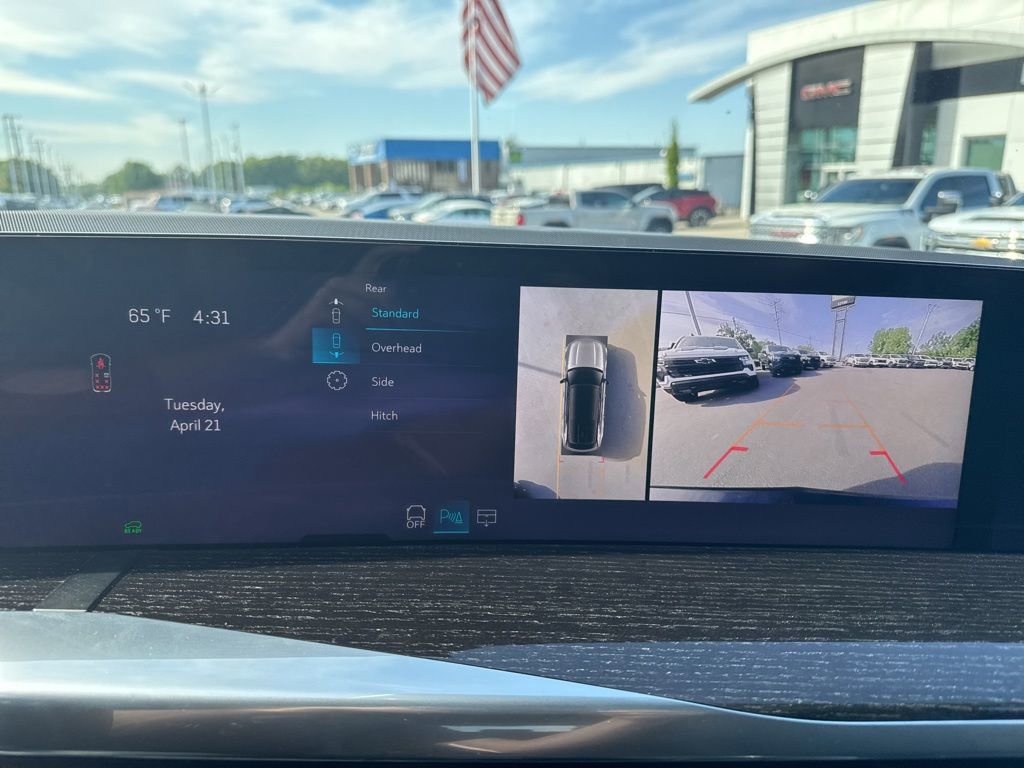 Used 2025 Cadillac Escalade IQ Luxury 1 AWD/4WD image 23