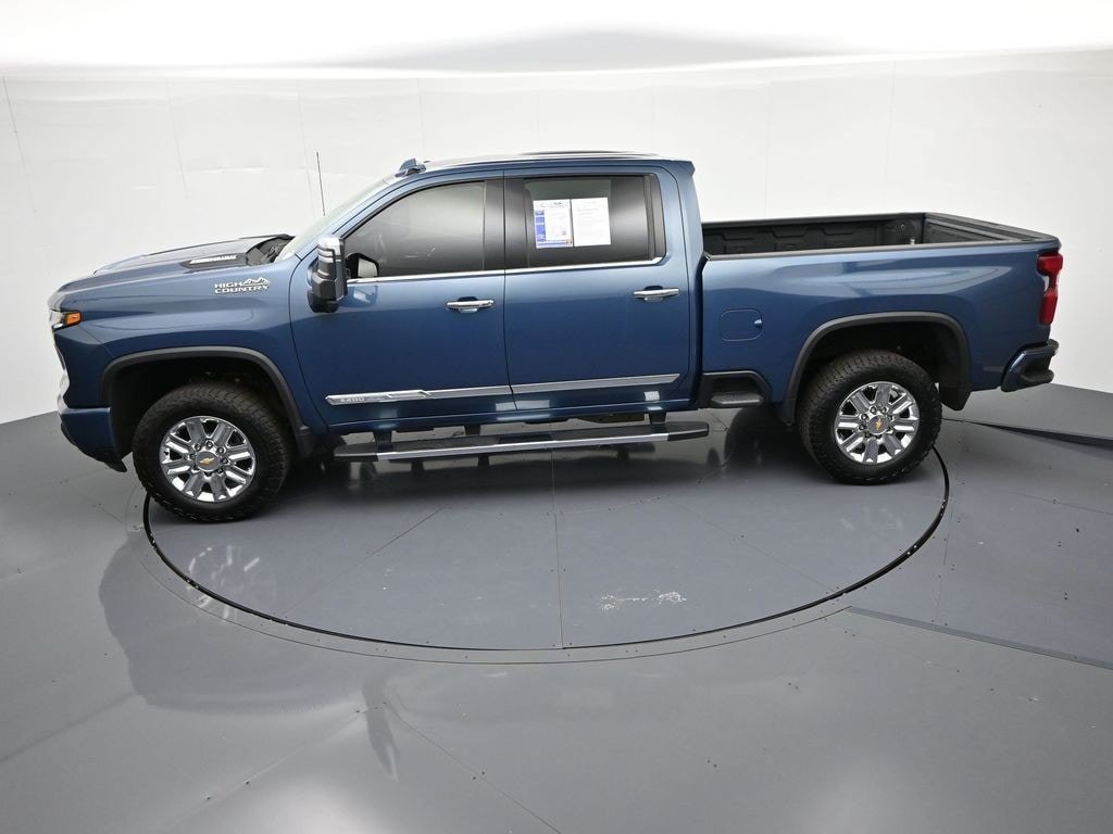 Used 2024 Chevrolet Silverado 3500 High Country w/ Z71 Off-Road Package AWD/4WD image 18