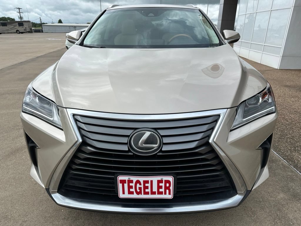 Used 2018 Lexus RX 350L AWD w/ Premium Package image 2
