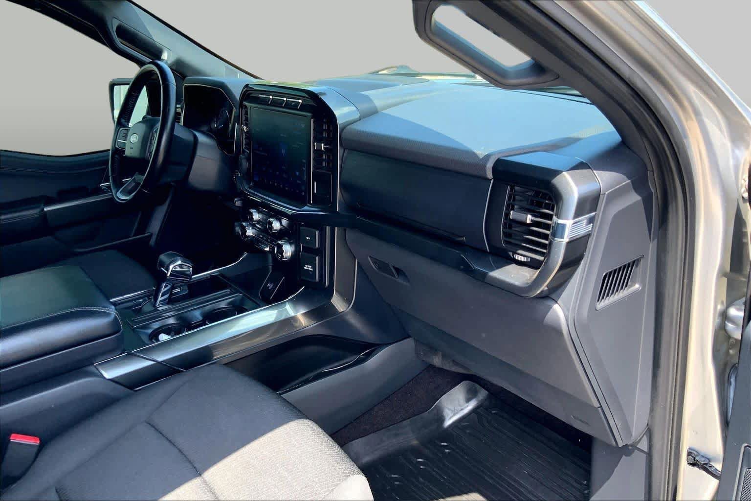 Used 2021 Ford F150 XLT w/ Equipment Group 302A High AWD/4WD image 18