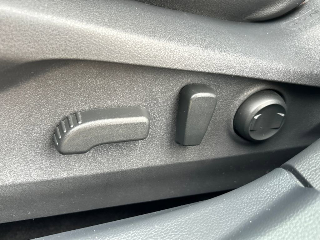 Used 2022 Subaru Outback Limited XT image 17