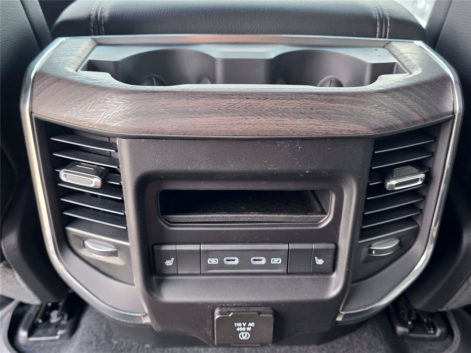 New 2026 RAM 1500 Laramie w/ Night Edition AWD/4WD image 32