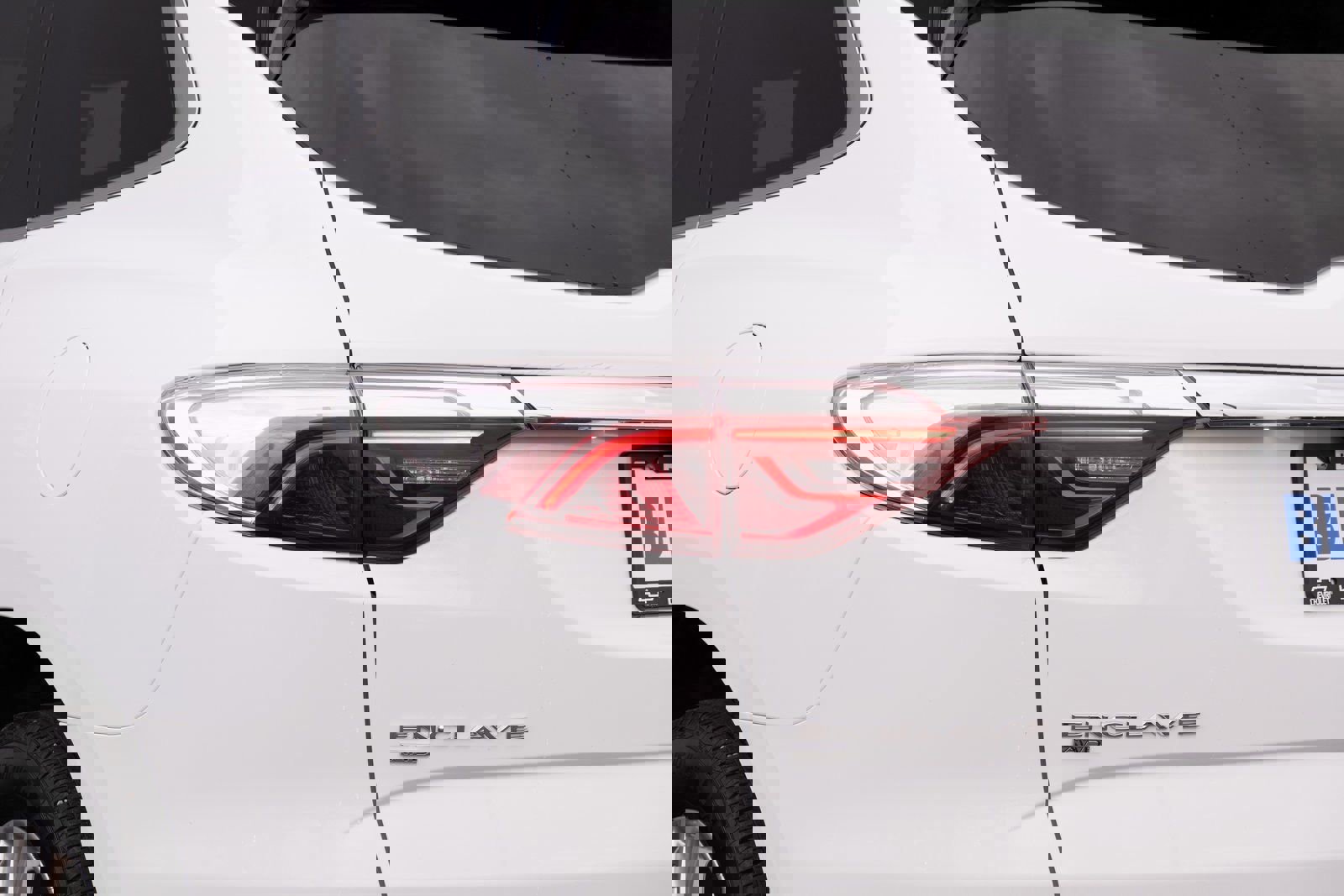 Used 2023 Buick Enclave Premium w/ Experience Buick Package image 28