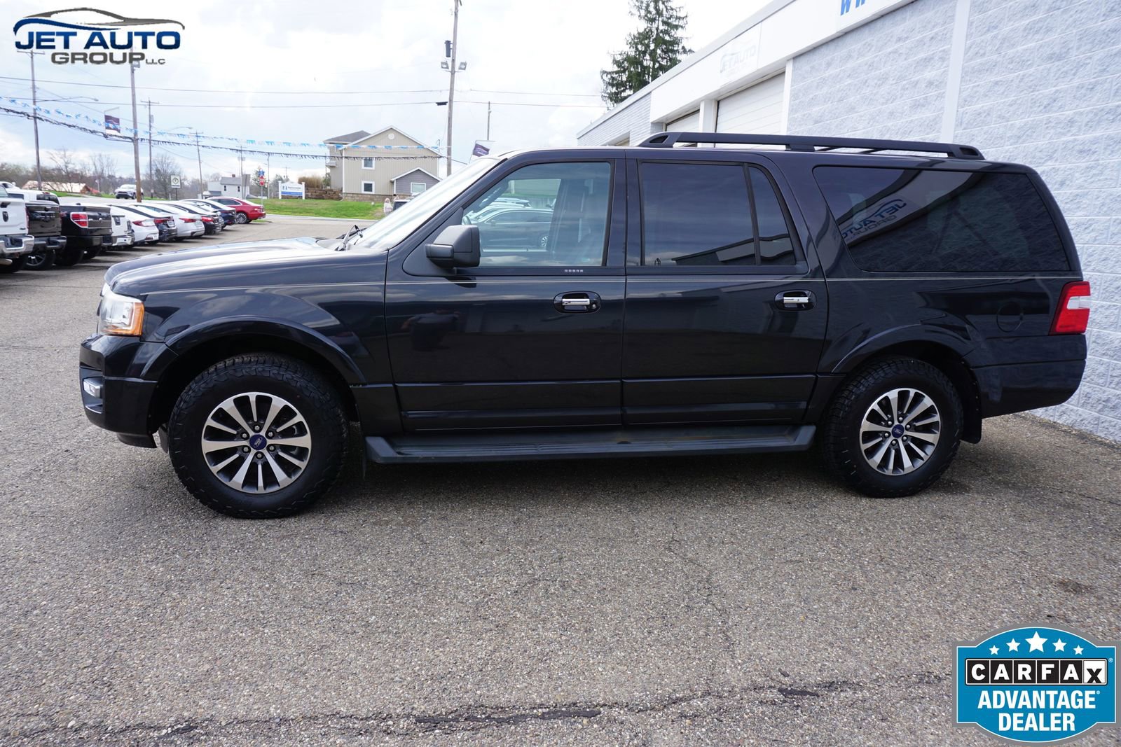 Used 2015 Ford Expedition EL XLT image 4