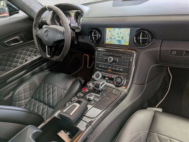 Used 2015 Mercedes-Benz SLS AMG GT Final Edition image 17