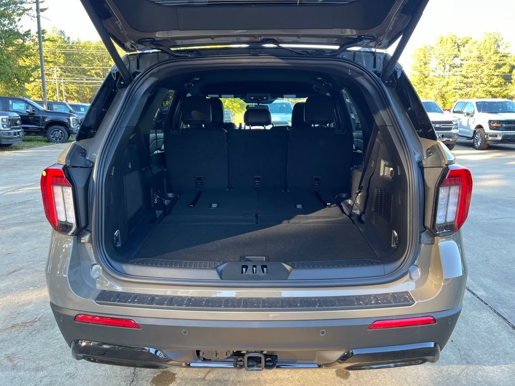 New 2026 Ford Explorer ST-Line image 19