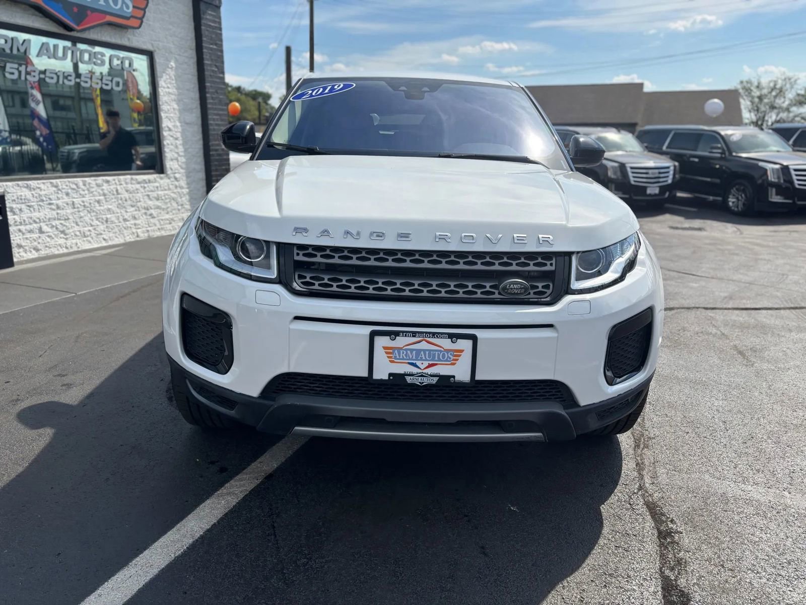 Used 2019 Land Rover Range Rover Evoque SE Premium image 6