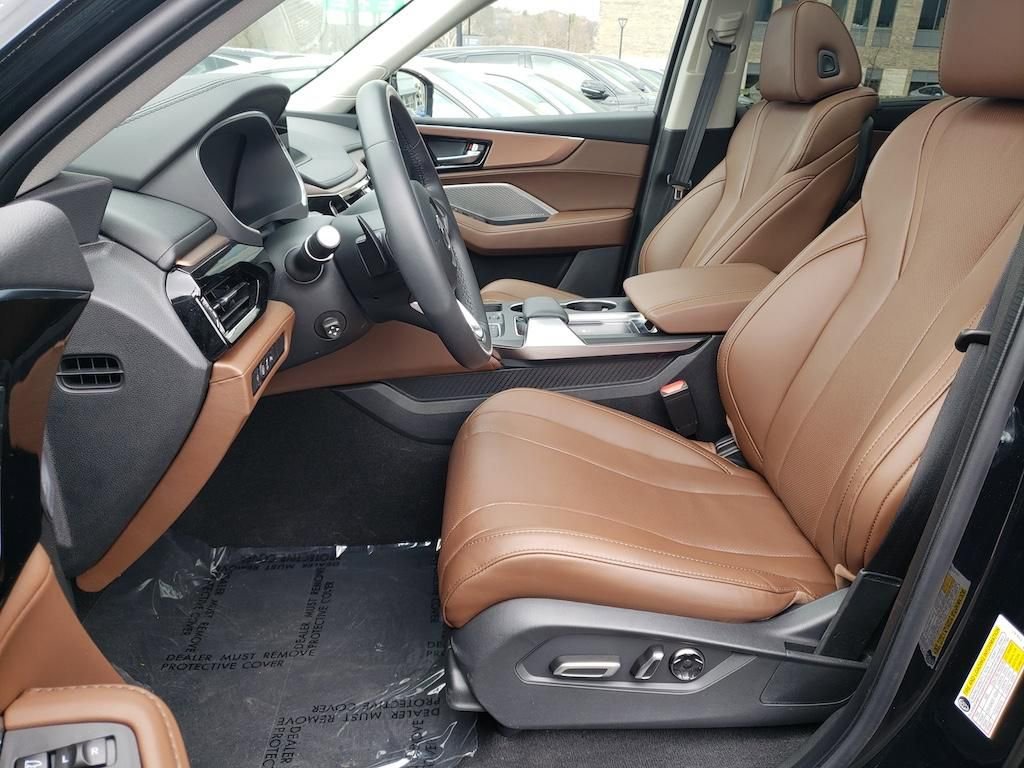 Certified 2024 Acura MDX SH-AWD w/ Technology Package image 17