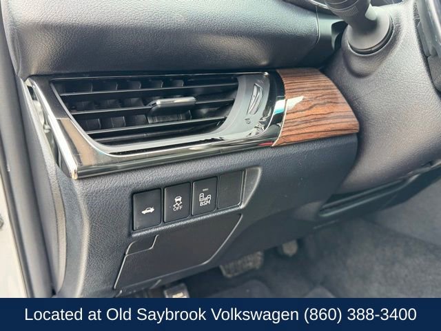 Used 2014 Toyota Avalon XLE Touring image 31