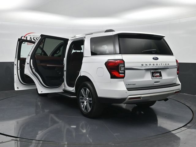 Used 2022 Ford Expedition Limited image 34