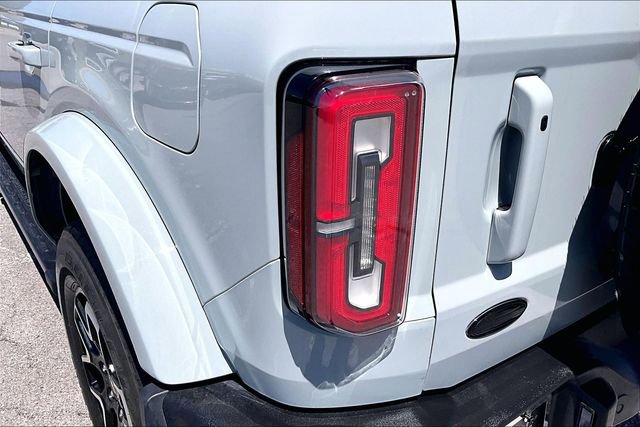 Used 2023 Ford Bronco Outer Banks AWD/4WD image 25