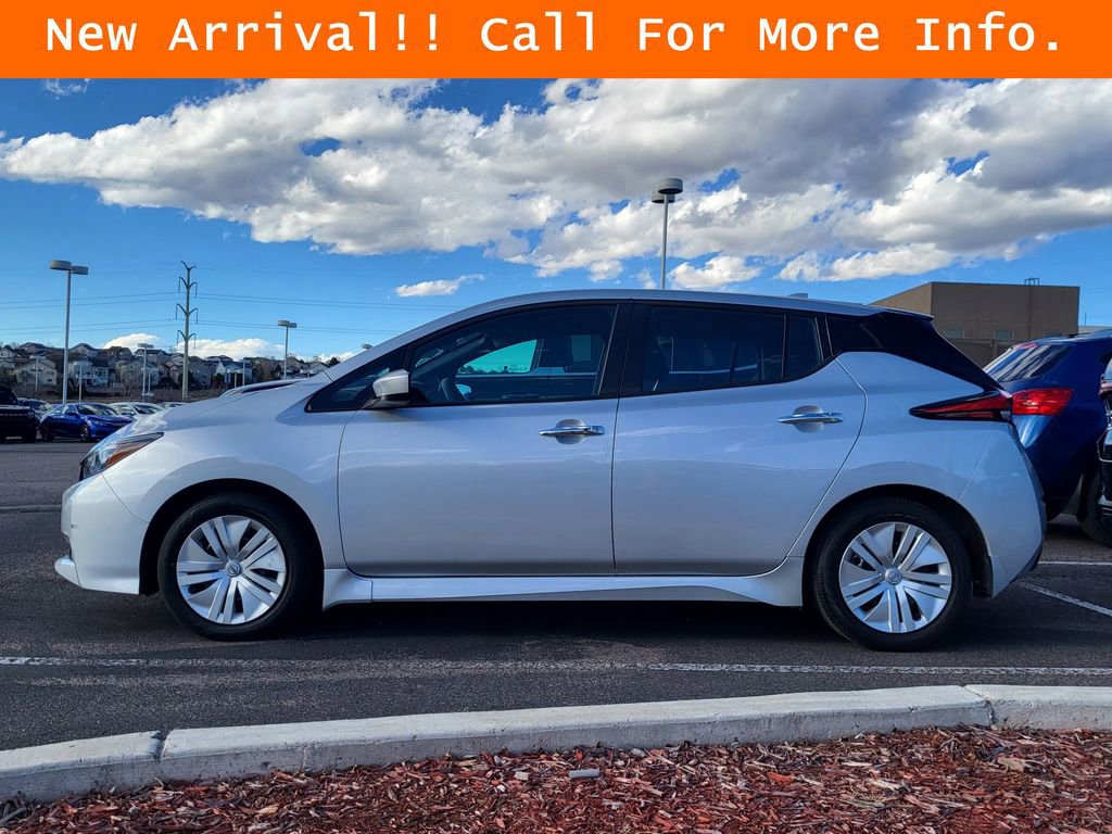 Used 2024 Nissan Leaf S image 4
