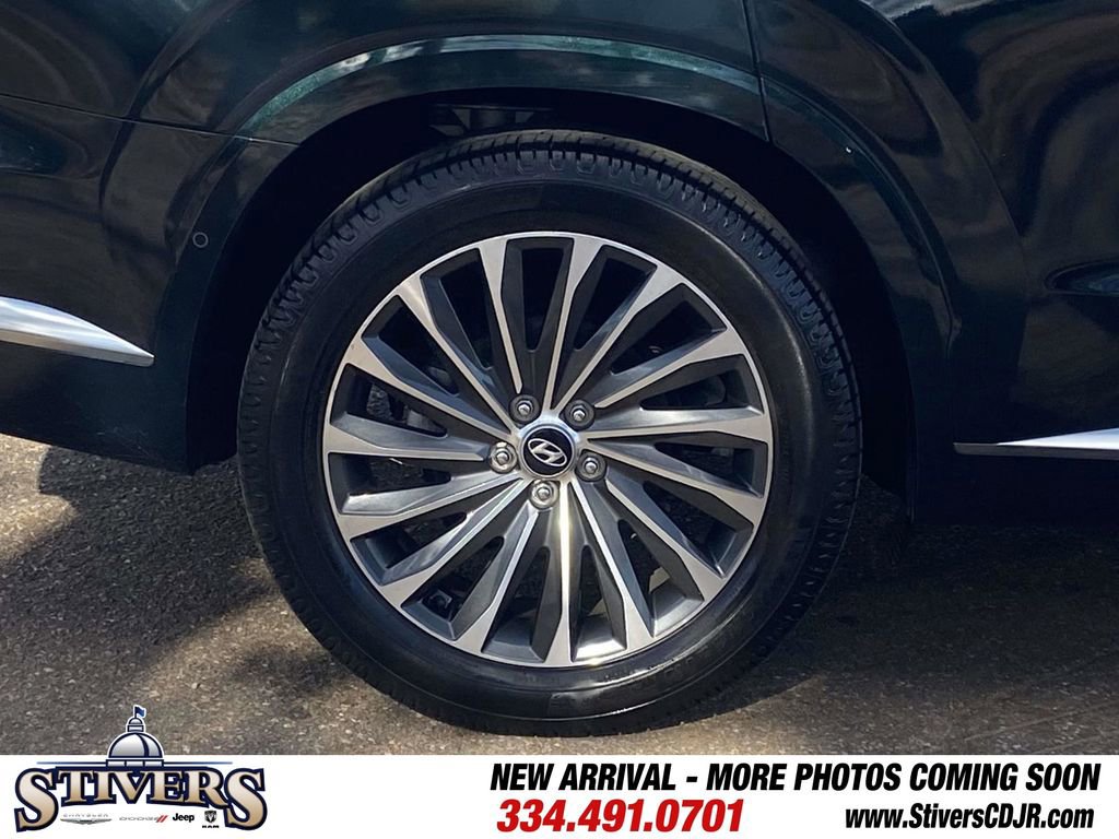 Used 2023 Hyundai Palisade Calligraphy image 13
