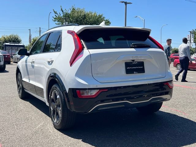 Certified 2024 Kia Niro Wind FWD image 11
