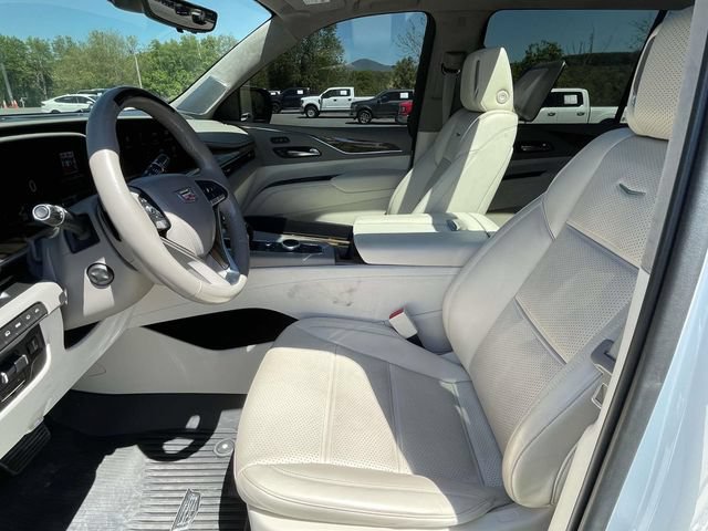 Used 2021 Cadillac Escalade ESV Sport Platinum AWD/4WD image 18
