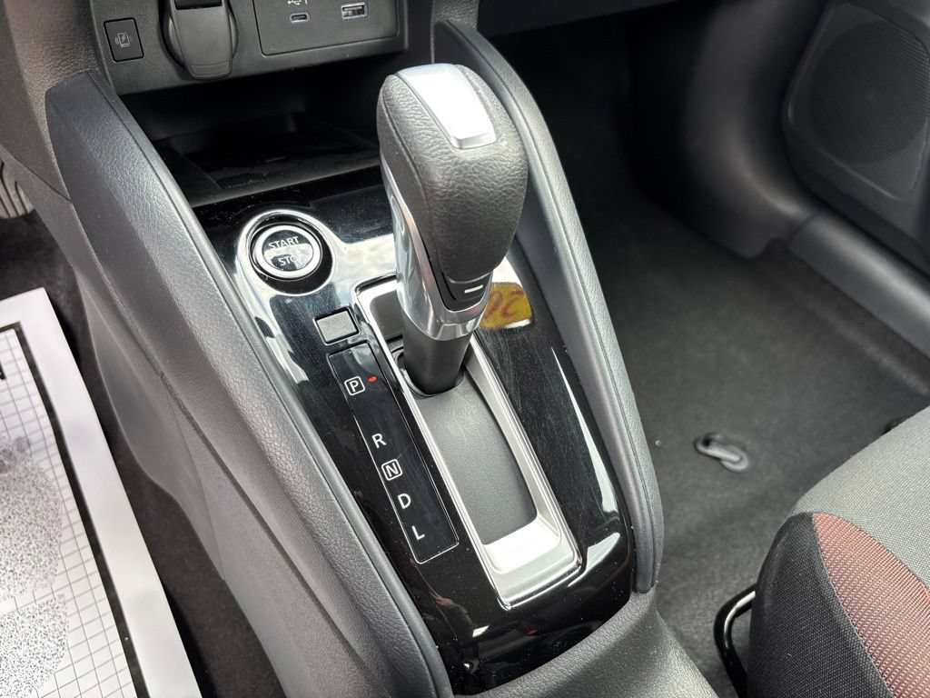 Certified 2025 Nissan Versa SR w/ Trunk Package FWD image 25