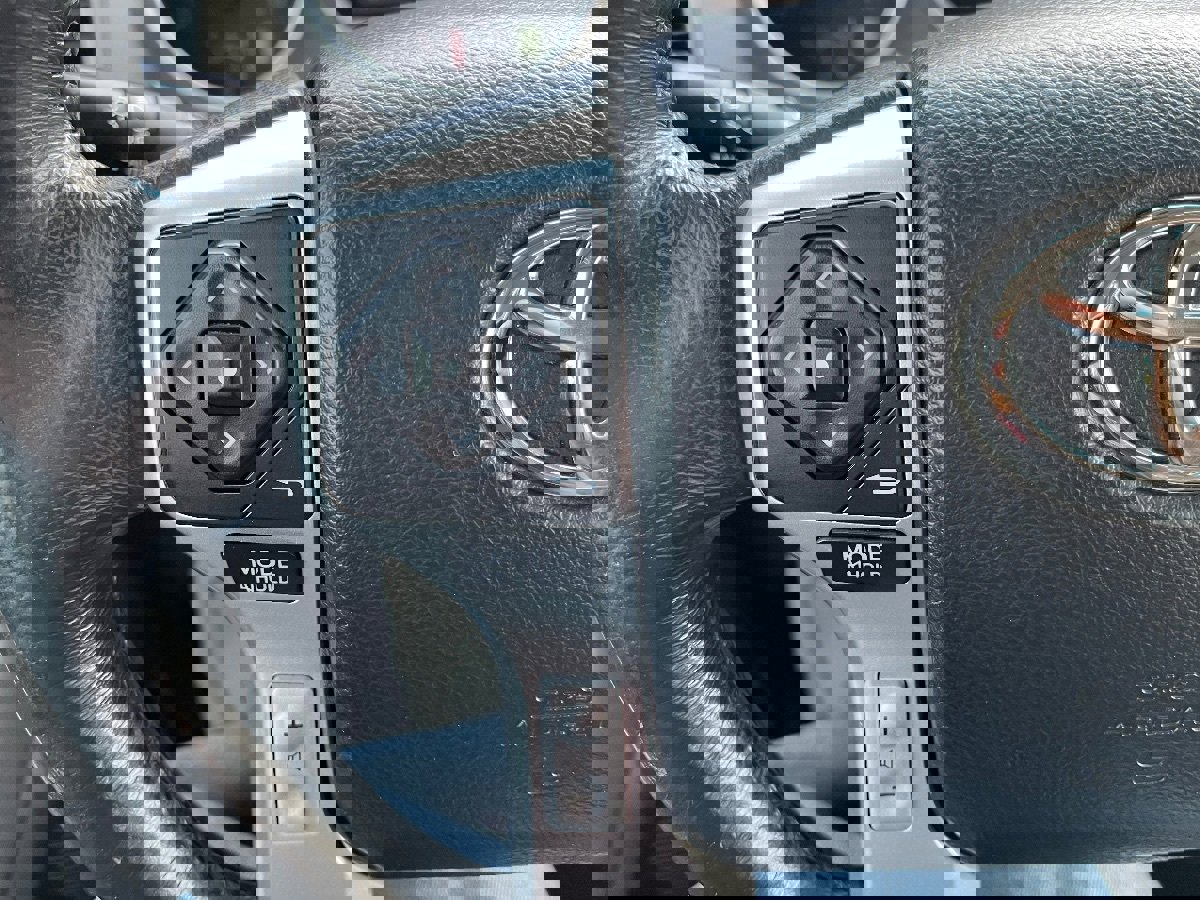 Used 2014 Toyota Sequoia SR5 AWD/4WD image 20