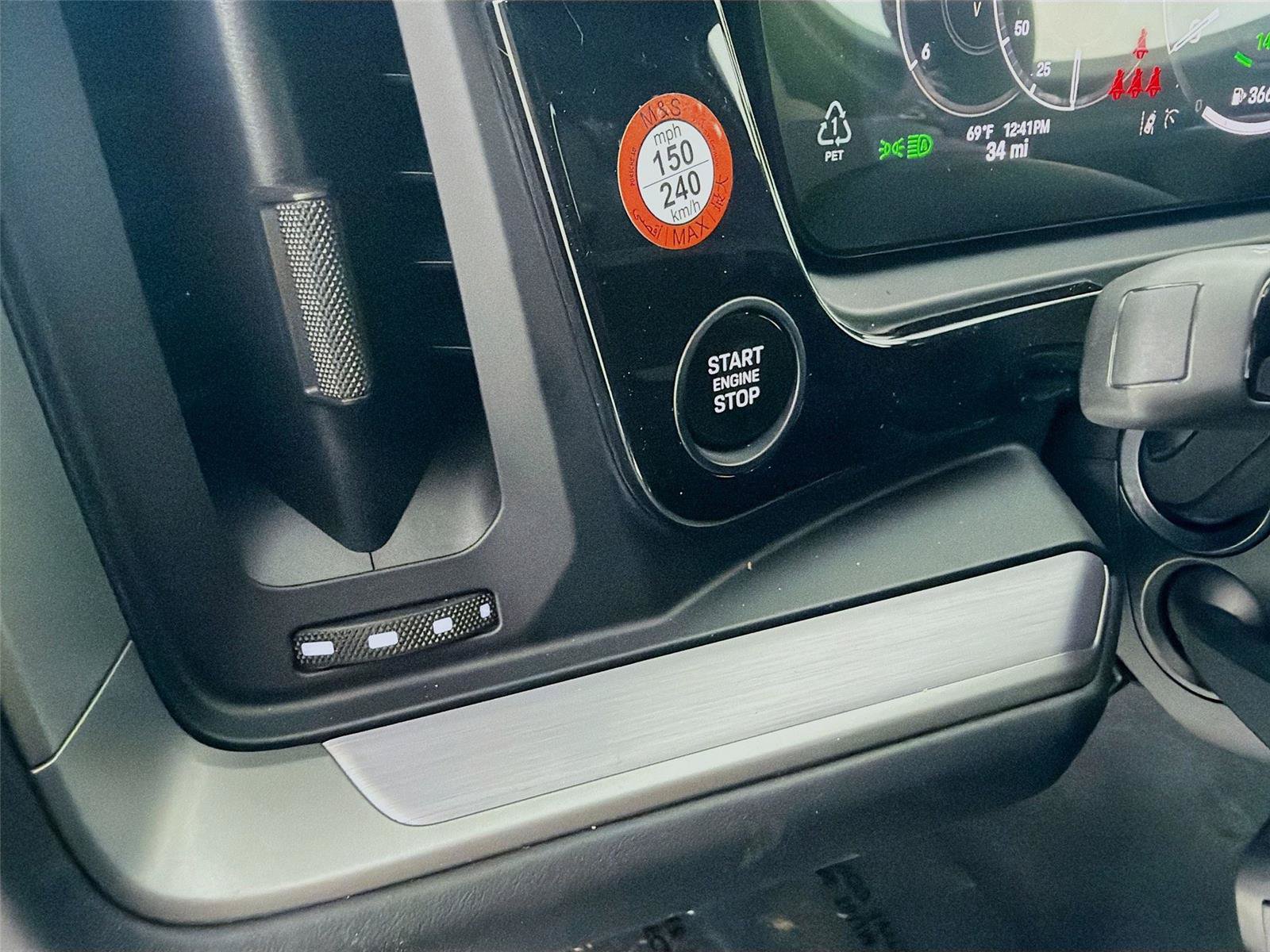 New 2026 Porsche Cayenne E-Hybrid AWD/4WD image 11