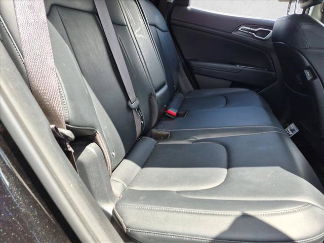 Used 2023 Kia Sportage EX AWD/4WD image 14