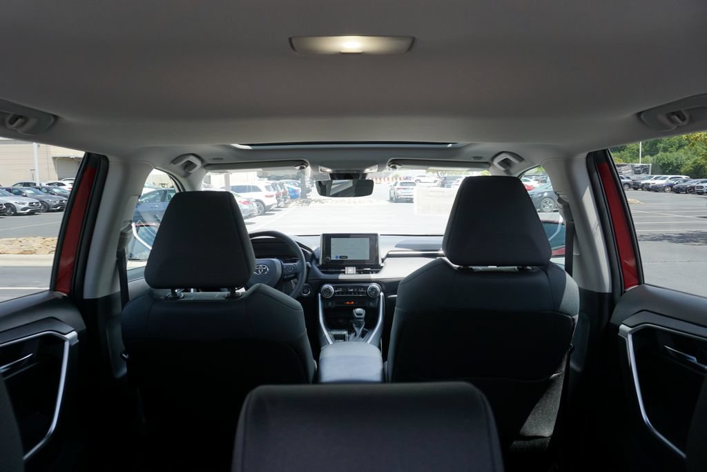 Used 2025 Toyota RAV4 XLE w/ Convenience Package FWD image 35