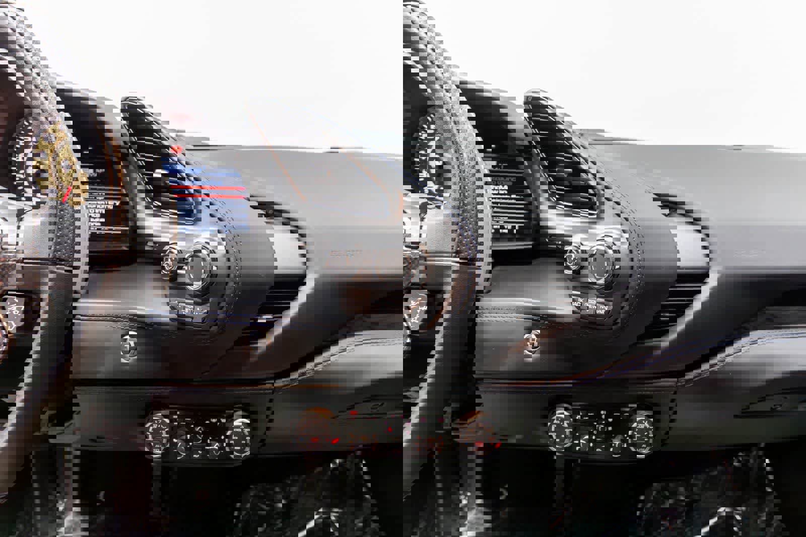 Used 2018 Ferrari 488 GTB image 9