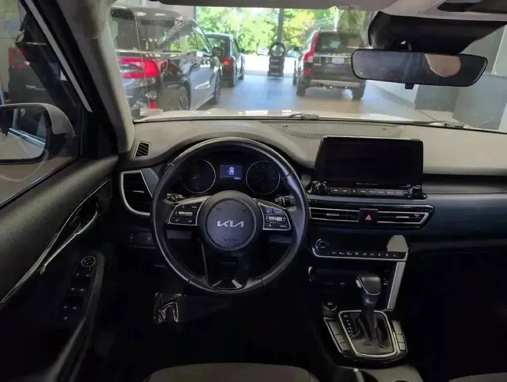 Used 2022 Kia Seltos S FWD image 49