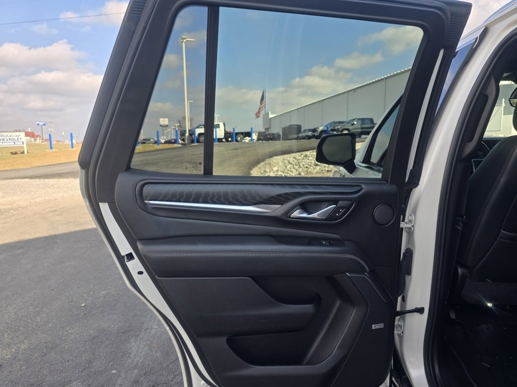 Used 2021 GMC Yukon Denali w/ Denali Ultimate Package image 17