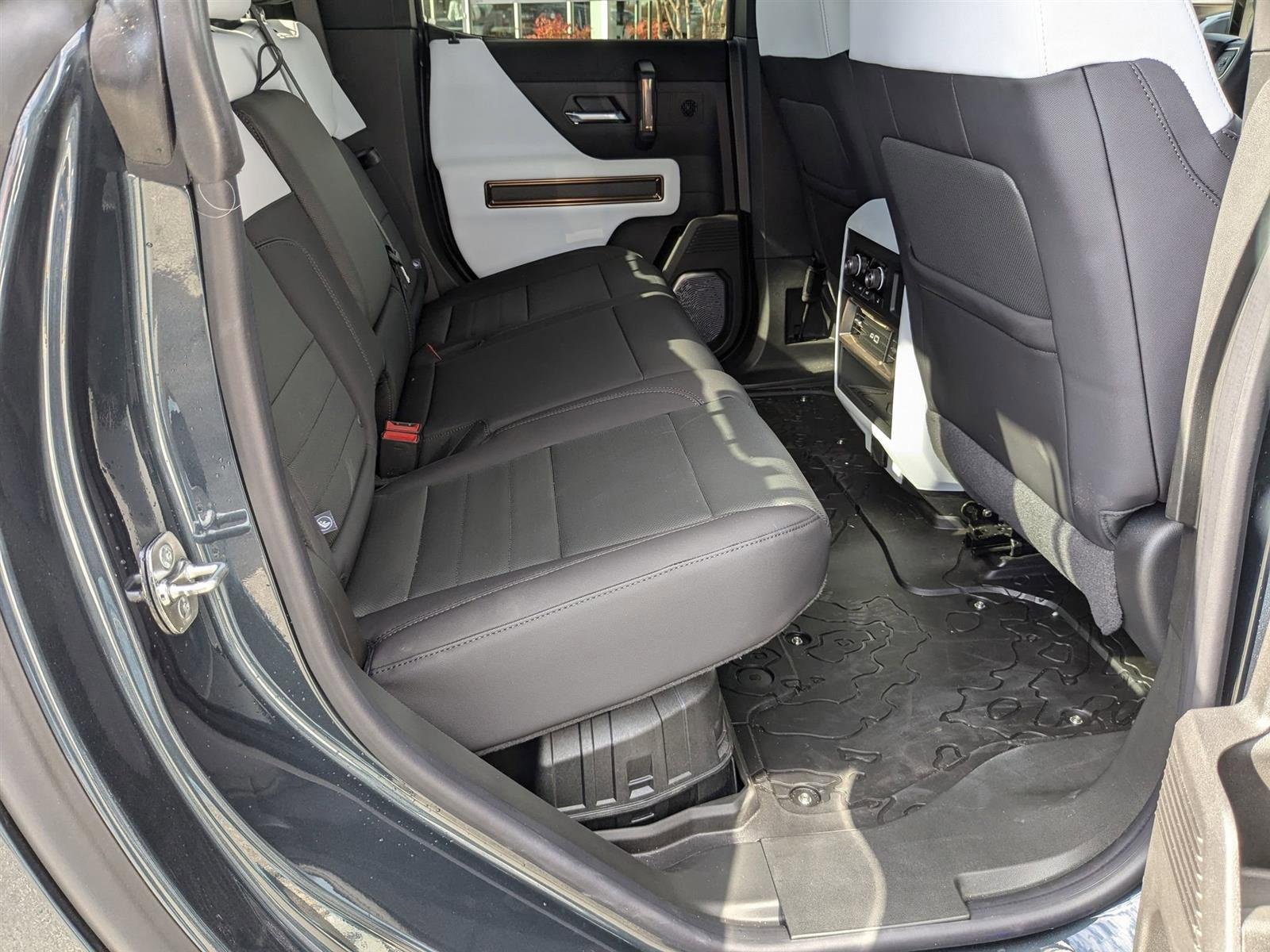 New 2025 GMC Hummer EV 2X AWD/4WD image 27