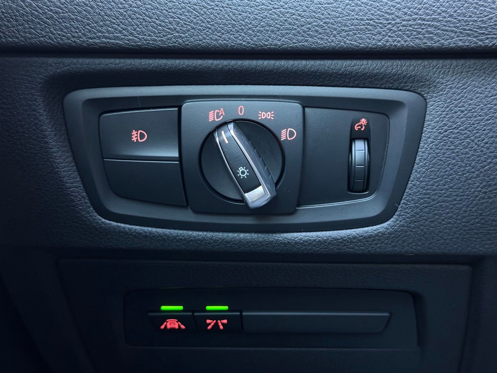 Used 2021 BMW 230i xDrive 230i xDrive w/ M Sport Package image 17