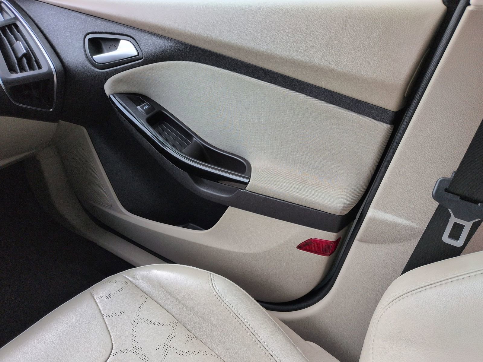 Used 2013 Ford Focus Electric Hatchback image 31