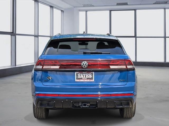 Used 2025 Volkswagen Atlas Cross Sport SEL R-Line AWD/4WD image 5