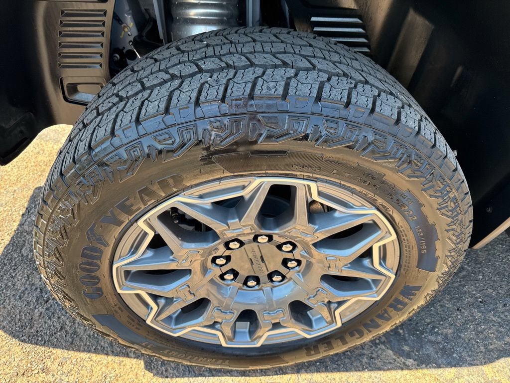 Used 2025 GMC Hummer EV 3X AWD/4WD image 47