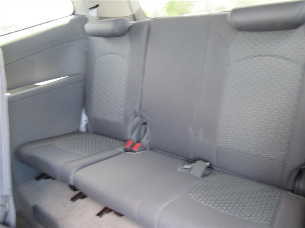 Used 2012 Chevrolet Traverse LS FWD image 29