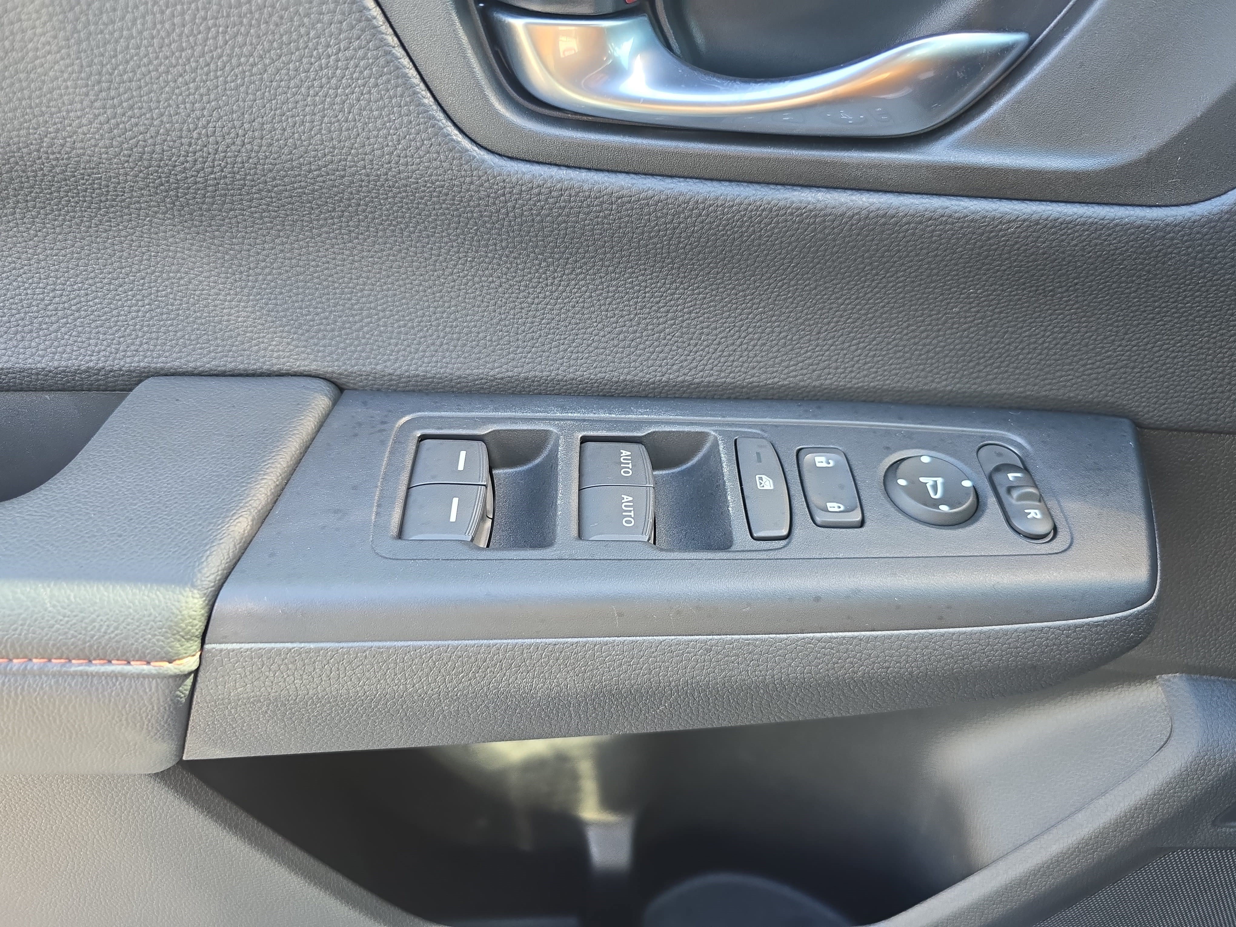 Used 2024 Honda CR-V Sport image 26