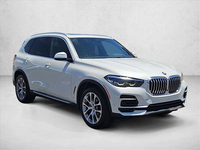 Used 2022 BMW X5 xDrive40i w/ Premium Package AWD/4WD video 3